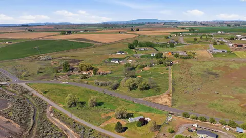 View/Area - 351 W Eltopia W, Eltopia, WA 99330 photo 4 of 7