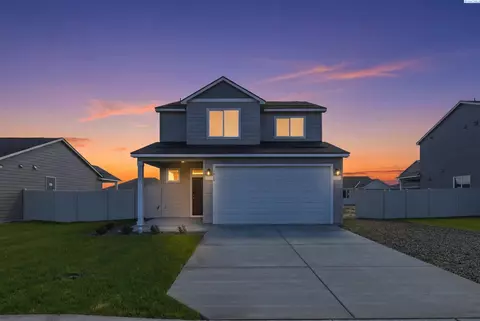 1210 18th St, Benton City, WA 99320
