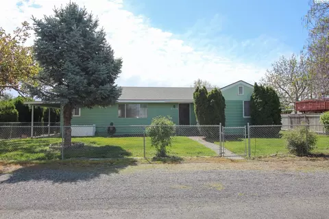 6705 W Bonnie Ave, Kennewick, WA 99336