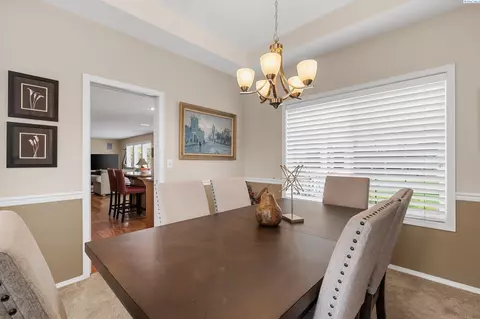 Dining - 10215 W Court St, Pasco, WA 99301 photo 1 of 1