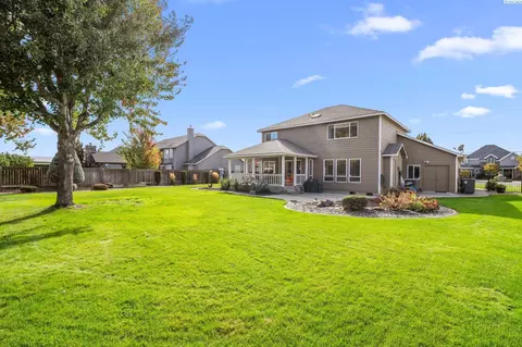 Exterior - 10215 W Court St, Pasco, WA 99301 photo 9 of 11