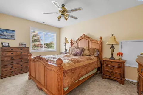 Bedroom - 10215 W Court St, Pasco, WA 99301 photo 1 of 4