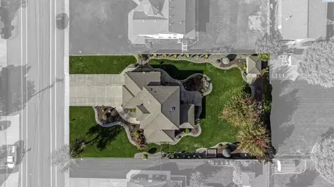 View/Area - 10215 W Court St, Pasco, WA 99301 photo 6 of 6