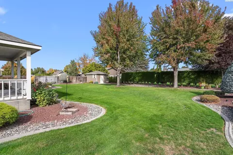 Exterior - 10215 W Court St, Pasco, WA 99301 photo 11 of 11