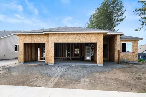 10159 W 16th Pl, Kennewick, WA 99338