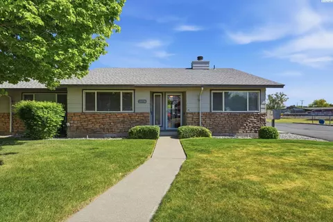 2415 W Grand Rhonde Ave #"C", Kennewick, WA 99336