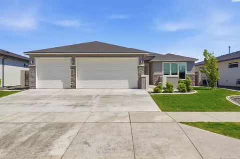 2522 Brodie Ln, Richland, WA 99352