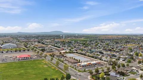 View/Area - 5617 Springfield Dr, Pasco, WA 99301 photo 5 of 9