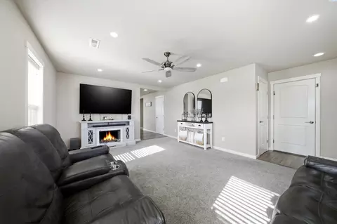 Other - 5617 Springfield Dr, Pasco, WA 99301 photo 3 of 8