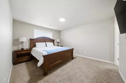 Bedroom - 5617 Springfield Dr, Pasco, WA 99301 photo 4 of 5