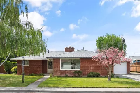 208 S Morain, Kennewick, WA 99336
