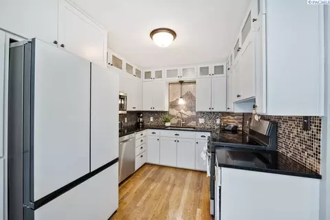 1040 NW Clifford St, Pullman, WA 99163 photo 9