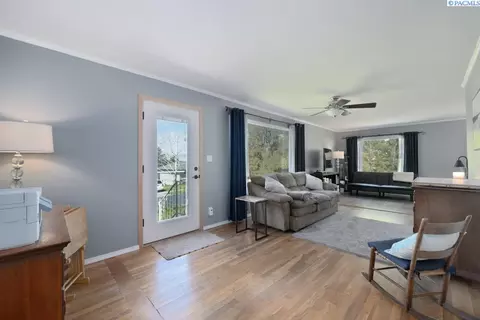 1040 NW Clifford St, Pullman, WA 99163 photo 14