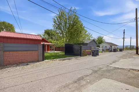 Exterior - 1220 S 2nd Ave, Pasco, WA 99301 photo 12 of 12