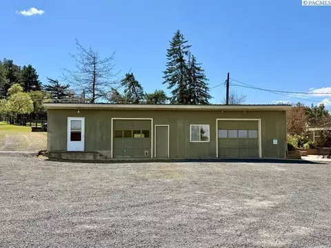 Exterior - 3001 Pullman-albion Rd, Pullman, WA 99163 photo 3 of 13