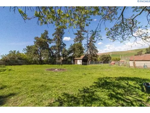 Exterior - 3001 Pullman-albion Rd, Pullman, WA 99163 photo 11 of 13