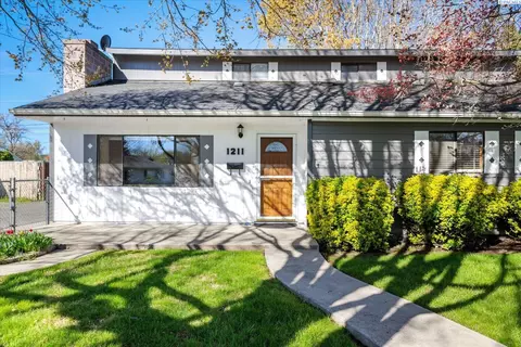 1211 Birch Ave, Richland, WA 99354