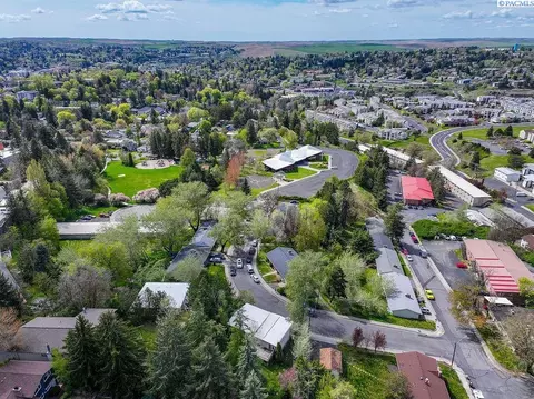 View/Area - 1280 NE Hillside Dr, Pullman, WA 99163 photo 2 of 3
