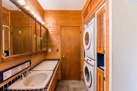 Other - 1280 NE Hillside Dr, Pullman, WA 99163 photo 6 of 7
