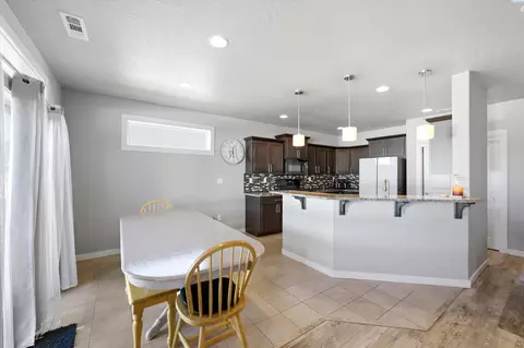 Dining - 4110 Sturdee Ln, Pasco, WA 99301 photo 1 of 1