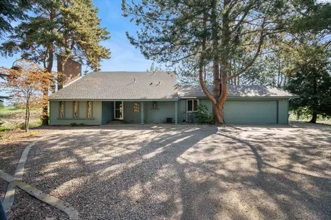 317 Lakeview Ct, Richland, WA 99352
