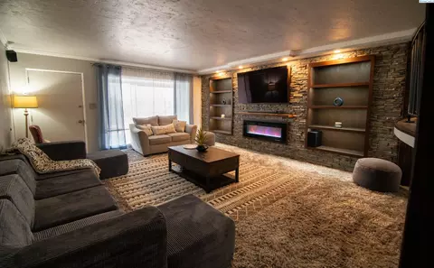 200 N Underwood, Kennewick, WA 99336