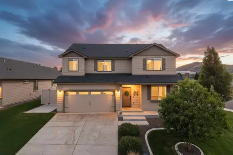 2905 Woodland Pl, Richland, WA 99352