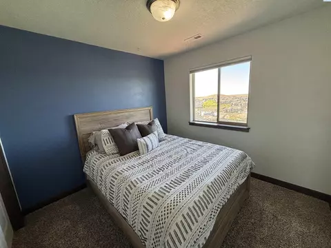 Bedroom - 845 SW Windy Point Ct, Pullman, WA 99163 photo 3 of 4
