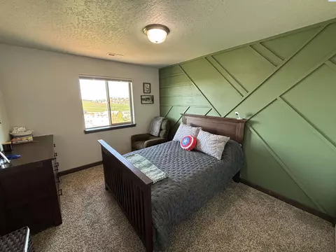 Bedroom - 845 SW Windy Point Ct, Pullman, WA 99163 photo 2 of 4