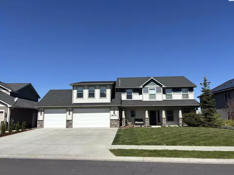 Exterior - 845 SW Windy Point Ct, Pullman, WA 99163 photo 1 of 5