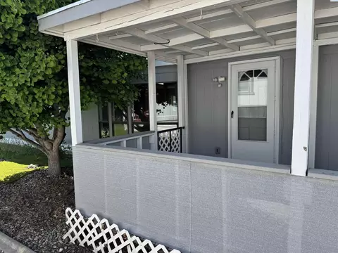 7901 W Clearwater #124, Kennewick, WA 99336