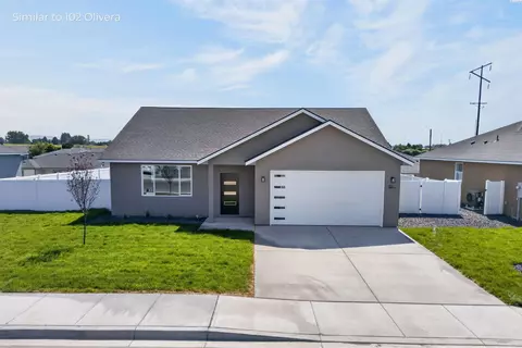 202 Olivera St, Grandview, WA 98930