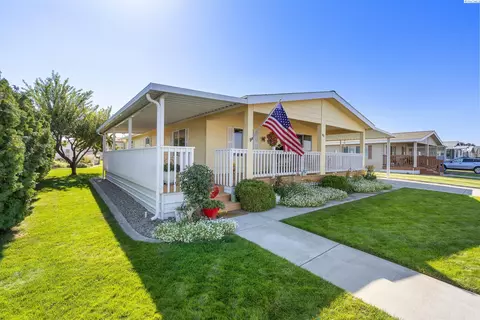 312 S Columbia Center Blvd # 45, Kennewick, WA 99336