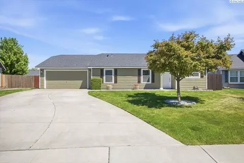 5126 Monica St, West Richland, WA 99353