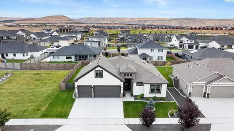 4203 Barbera St, Richland, WA 99352