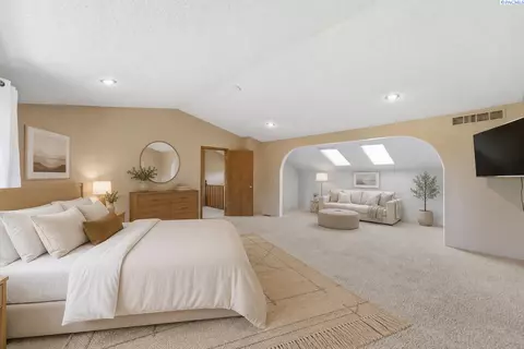 1119 Saddle Way, Richland, WA 99352