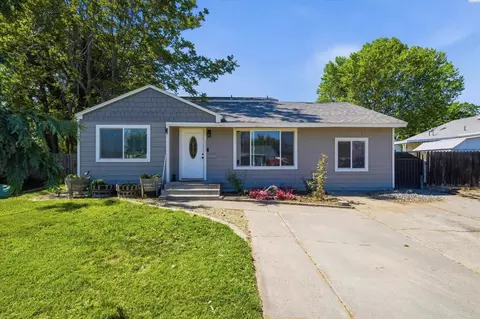2313 W 1st Ave, Kennewick, WA 99336