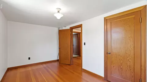 Bedroom - 411 Moon Rd, Connell, WA 99326 photo 6 of 11