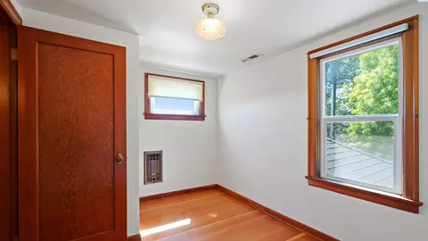 Bedroom - 411 Moon Rd, Connell, WA 99326 photo 3 of 11