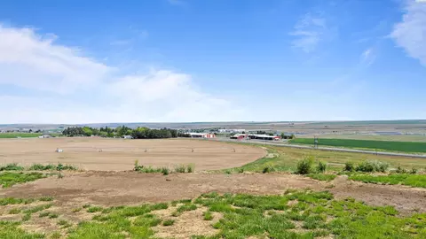 View/Area - 411 Moon Rd, Connell, WA 99326 photo 2 of 6