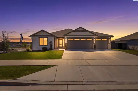 6419 W 32nd, Kennewick, WA 99338