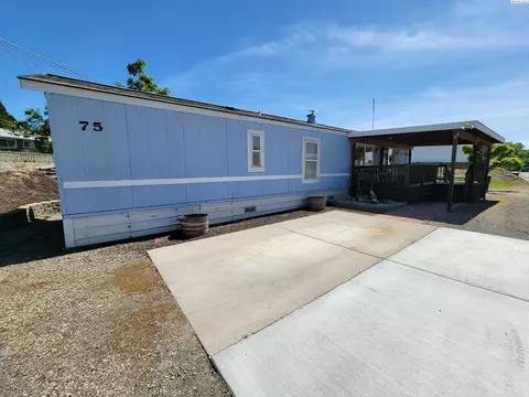 1200 S Euclid # 75, Grandview, WA 98930