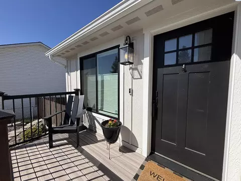 Exterior - 1525 NW Valhalla Dr, Pullman, WA 99163 photo 2 of 6