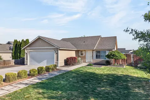 2511 E Parkview Blvd, Pasco, WA 99301