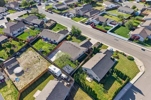 View/Area - 2511 E Parkview Blvd, Pasco, WA 99301 photo 8 of 13