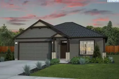 501 Sapphire Ave, Grandview, WA 98930