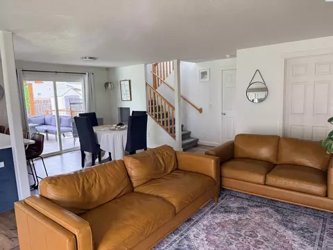 Living - 6112 Westminster Ln, Pasco, WA 99301 photo 3 of 3