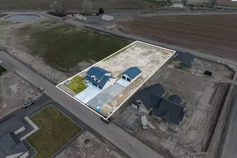 184 Taylor Ln, Pasco, WA 99301