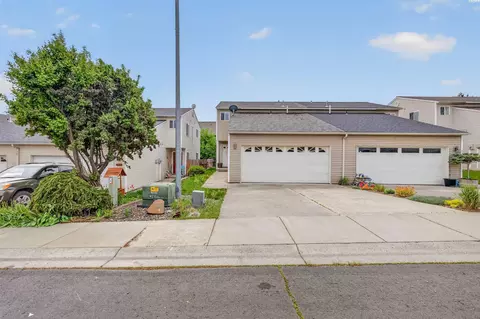 253 NW Clay Ct, Pullman, WA 99163