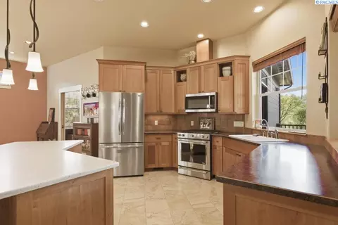 920 SW Center St, Pullman, WA 99163 photo 11